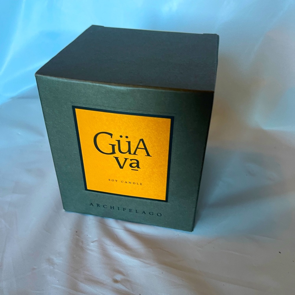 Archipelago GuaVa Soy Candle